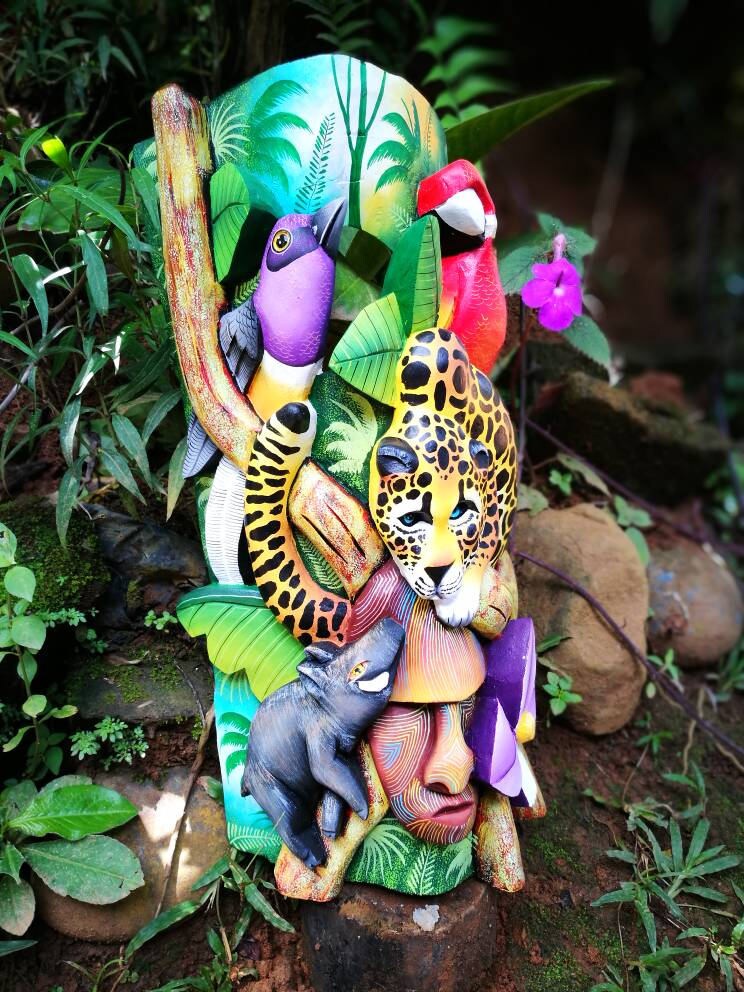 Jaguar mask, the hunting of the jaguar in the Costa Rica jungle, animals from Costa Rica, jaguar, wild boar