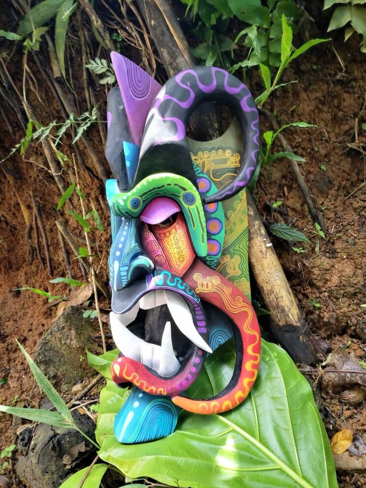 Authentic Boruca Mask, Costa Rica indigenous Art, tribal Mask, incredible design, warrior mask.