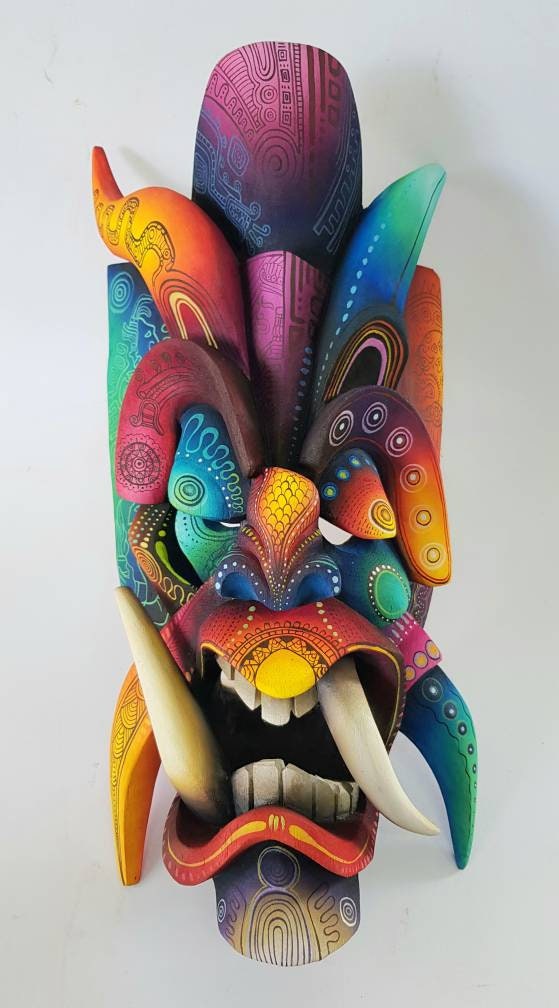 Authentic Boruca Mask, Costa Rica indigenous Art, tribal Mask, incredible design, warrior mask.