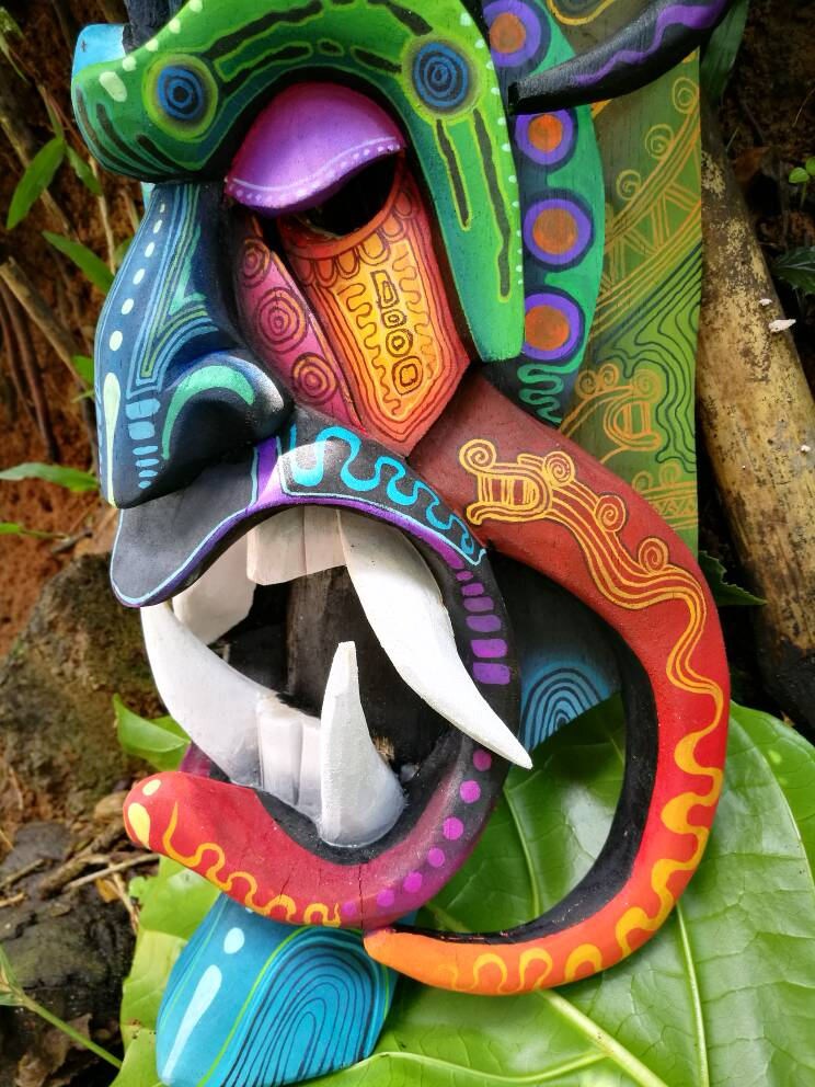 Authentic Boruca Mask, Costa Rica indigenous Art, tribal Mask, incredible design, warrior mask.